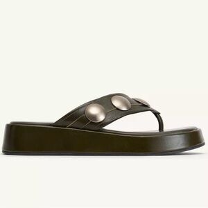 ZARA THONG LEATHER STUDDED SANDALS SZ 6